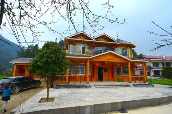 湖南森福木業(yè)有限公司,木結構別墅建造及制作,木涼亭建造及制作,木棧道建造及制作