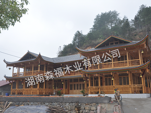 湖南森福木業(yè)有限公司,木結構別墅建造及制作,木涼亭建造及制作,木棧道建造及制作